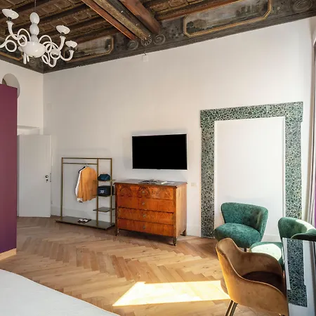 Residenza Il Vicolo By Hili 4*